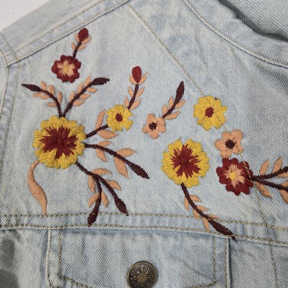 VTG Keren Hart Denim Jacket sz M Light Blue 100% Cotton Embroidered Floral Boho - Picture 8 of 15